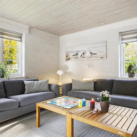With A Wilderness Bath, Only 100 Meters From The Lovely Beach, Holiday home Boto By